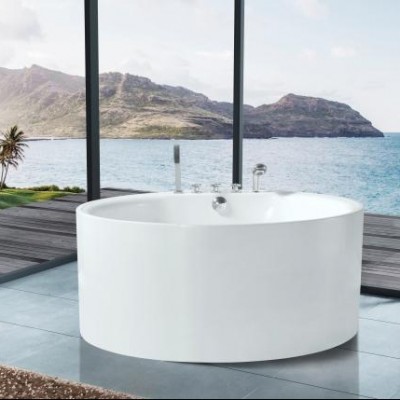 Round Acrylic Soaking Tub in White 5003